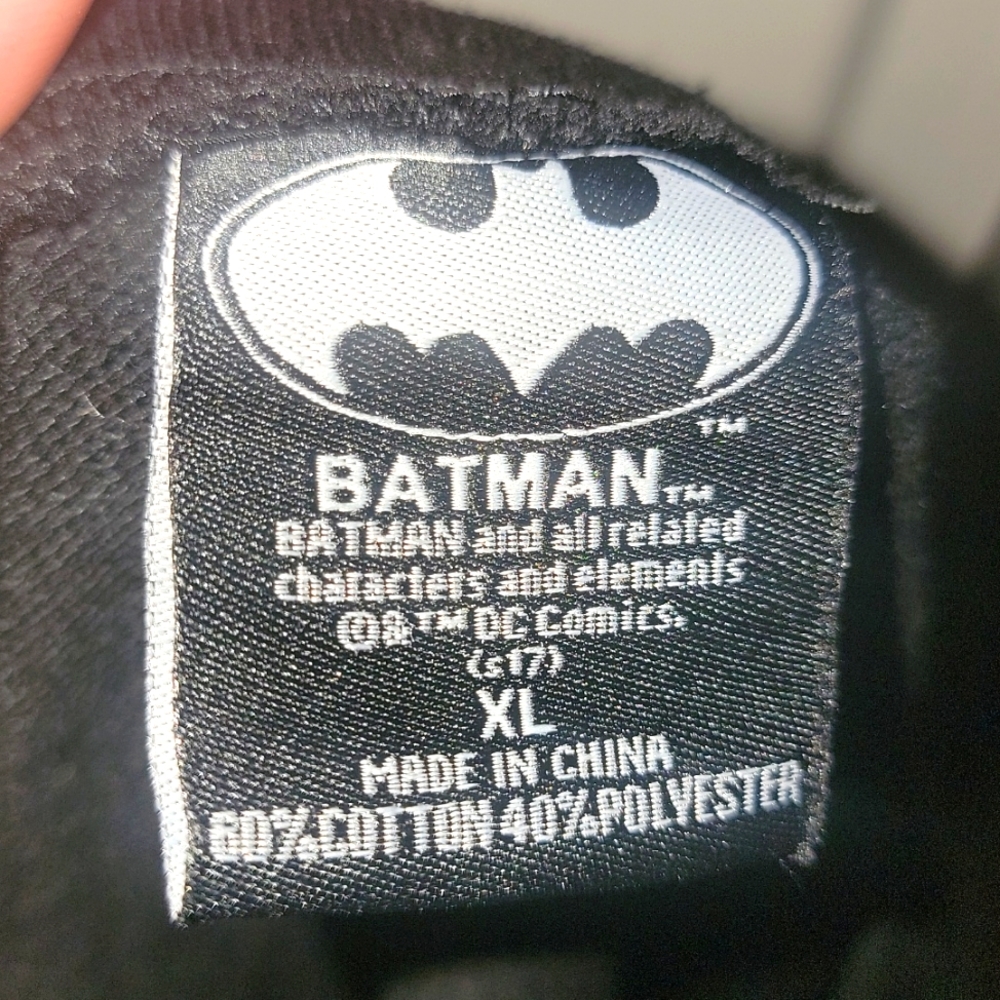 Batman Sweater - Picture 5 of 5